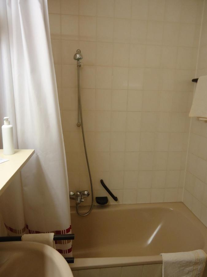 Enjoyhotel Garni Korntal Stuttgart B&B Parkplatz Sprinter 외부 사진